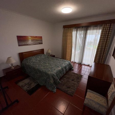 Alojamento Vila Flor Praia da Vitória Eksteriør billede